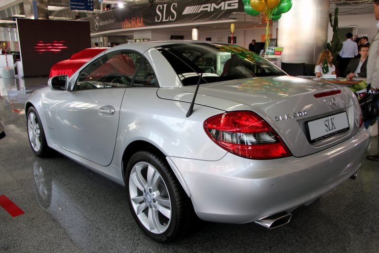 Discover How Do Golf Clubs Fit in a Mercedes SLK? (Explained)